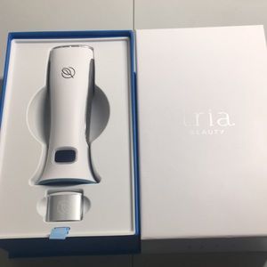 Tria acne blue light treatment device